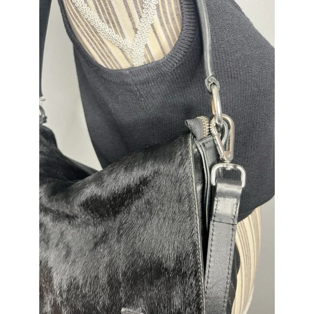 Black Faux Fur Saddle Shoulder Bag - Picture 9 of 15